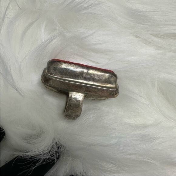 Vintage HUGE Japanese Kanji solid sterling silver heavy carved Red Cinnabar Ring - Picture 4 of 5